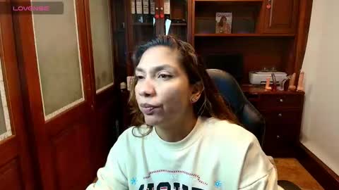 R A C H E L online show from December 2025 12:12:02 PM