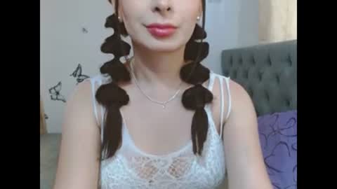 Venus Independent Model online show from May 2026 08:25:01 PM