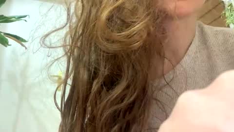 Anya online show from February 2026 06:13:01 PM