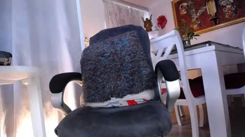 Snapshot of sexyshemale4uxxx chatting on February 2025 01:20:01 PM online show from February 2025 01:20:01 PM