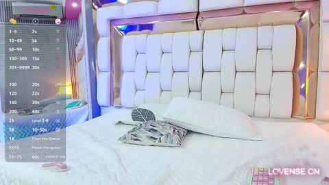 Snapshot of sexysister_ chatting on January 2025 12:11:02 PM Kendall online show from January 2025 12:11:02 PM