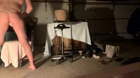 Smooth bi guy online show from April 2026 09:29:01 AM