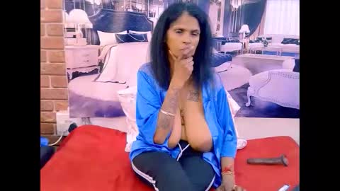 sexyva4u2luv online show from April 2026 12:46:01 AM