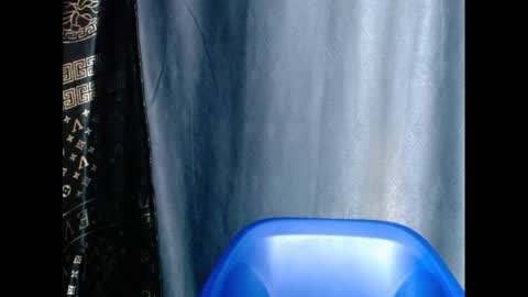 Snapshot of sexyxbunnyxx chatting on December 2024 10:08:02 AM Blue online show from December 2024 10:08:02 AM