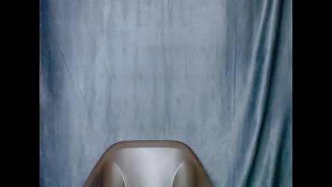 Snapshot of sexyxbunnyxx chatting on February 2025 07:03:01 PM Blue online show from February 2025 07:03:01 PM