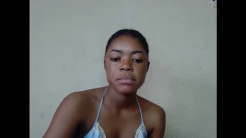 Snapshot of sexyxbunnyxx chatting on September 2025 09:00:02 AM Blue online show from September 2025 09:00:02 AM