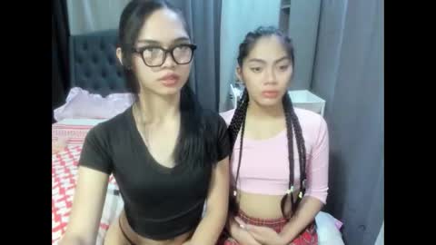 Snapshot of sexyxenaaa chatting on November 2025 05:39:02 PM Xenaaa online show from November 2025 05:39:02 PM