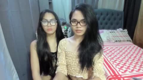 Snapshot of sexyxenaaa chatting on November 2025 01:55:01 PM Xenaaa online show from November 2025 01:55:01 PM