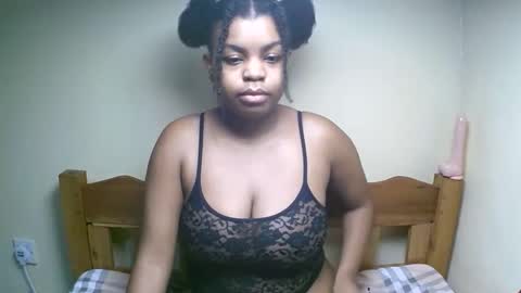 sexyyred_ online show from May 2026 08:08:01 AM