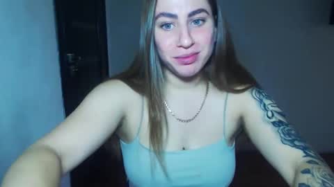 Yuliia online show from October 2025 07:53:01 AM