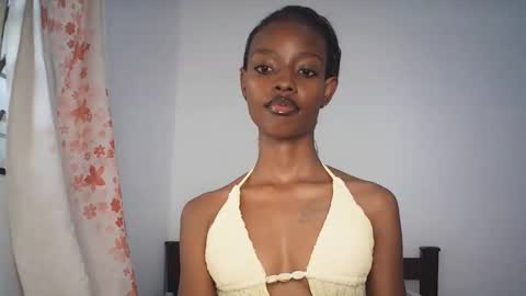 Snapshot of sexyzuriel chatting on February 2026 04:41:01 AM sexyzuriel online show from February 2026 04:41:01 AM