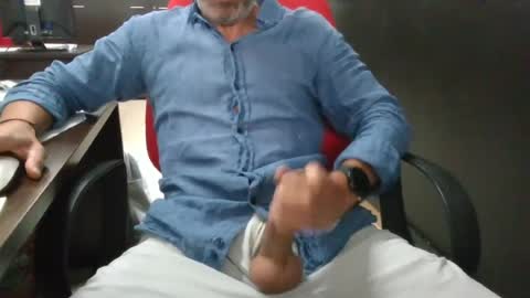 sexzob_81 online show from June 2026 02:45:02 PM
