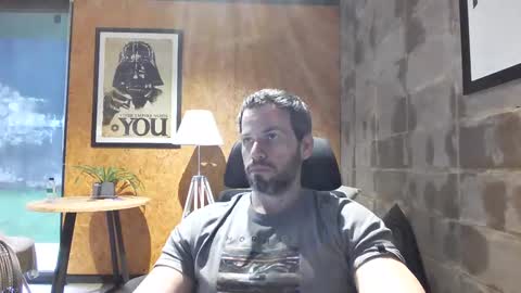 shad0w_hunter online show from December 2024 08:04:01 PM