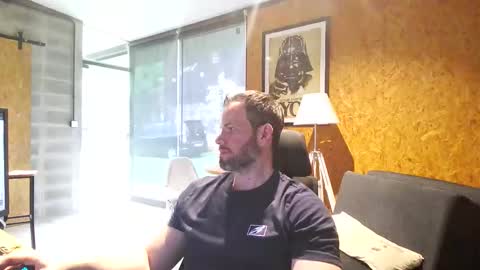 shad0w_hunter online show from March 2026 01:37:02 PM