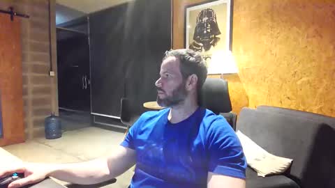 shad0w_hunter online show from March 2026 11:11:02 PM