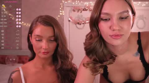 Snapshot of shadowladyyy chatting on December 2024 05:31:02 PM Sindy and Nancy Next stream 1 December online show from December 2024 05:31:02 PM