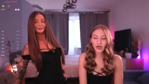 Snapshot of shadowladyyy chatting on September 2025 09:32:01 AM Sindy and Nancy Next stream 1 December online show from September 2025 09:32:01 AM