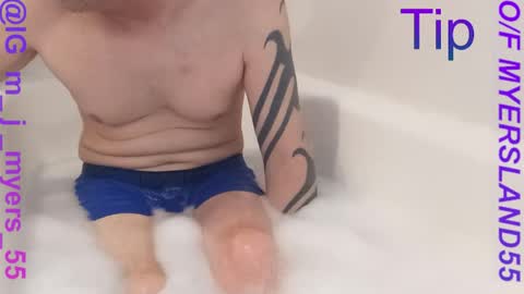 Snapshot of shadowv5551 chatting on April 2026 02:21:02 AM ShadowV online show from April 2026 02:21:02 AM