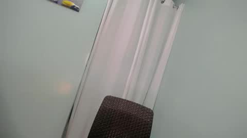 Snapshot of shaggynm505 chatting on February 2026 10:27:01 AM Beautiful Angel online show from February 2026 10:27:01 AM