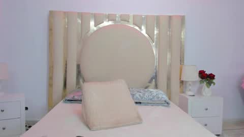 Shaina online show from January 2025 11:03:02 PM