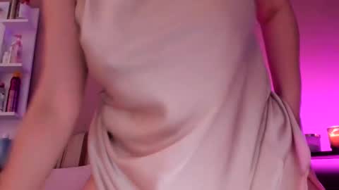 Mila online show from May 2026 07:02:02 AM