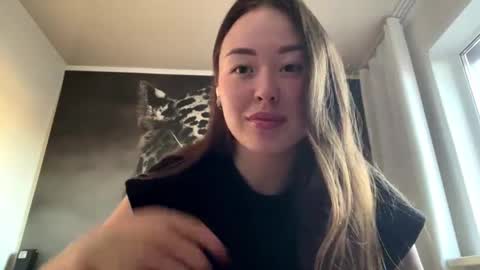 Hana online show from November 2025 03:23:01 AM