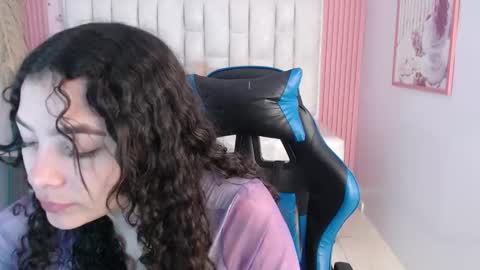 Shalon  online show from November 2025 01:00:02 PM