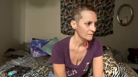 Snapshot of shamanwoman chatting on December 2024 08:09:02 AM Shaman Woman online show from December 2024 08:09:02 AM