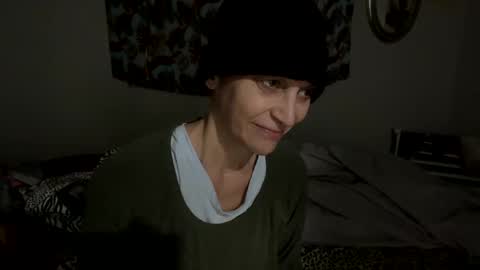 Snapshot of shamanwoman chatting on December 2024 12:36:01 PM Shaman Woman online show from December 2024 12:36:01 PM