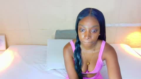 Catalina online show from April 2026 06:44:02 PM