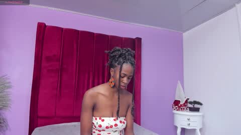 Snapshot of shanelle7 chatting on December 2025 03:07:01 PM shanelle7 online show from December 2025 03:07:01 PM