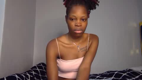 Snapshot of shania_sleigh chatting on January 2025 10:15:02 PM shania_sleigh online show from January 2025 10:15:02 PM