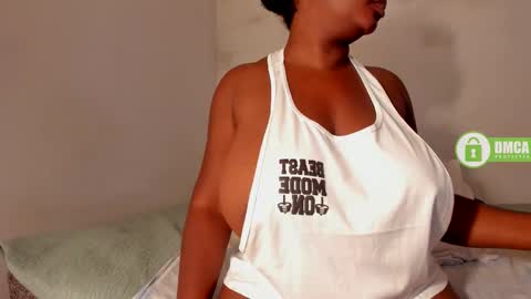 Danna online show from November 2025 12:43:02 AM