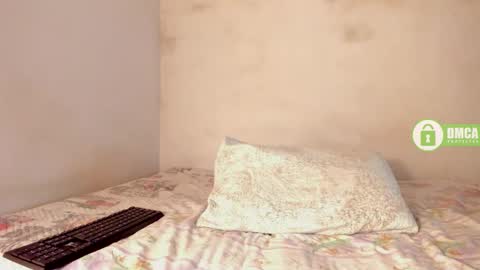 Danna online show from May 2026 09:44:02 PM