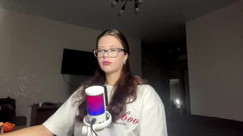 Lissa online show from October 2025 12:37:02 PM