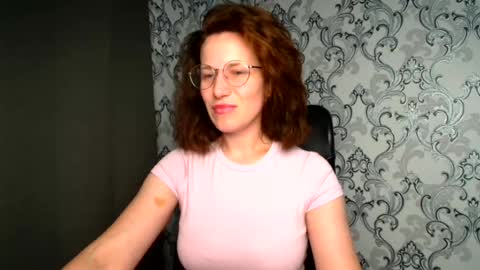 Snapshot of shannen_sweet chatting on July 2026 08:19:02 AM Shannen online show from July 2026 08:19:02 AM