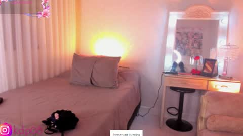Snapshot of shannol_ryan chatting on April 2026 12:55:02 AM Shannol online show from April 2026 12:55:02 AM