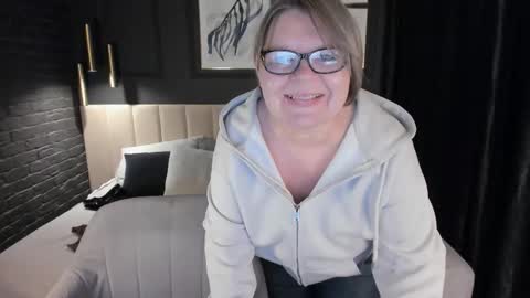 Shannon online show from May 2026 07:05:02 AM