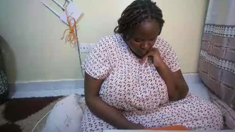 shanny_123 online show from November 2025 06:45:02 PM