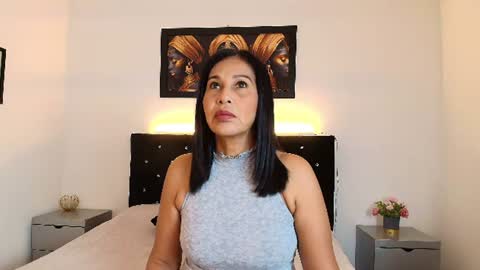 Snapshot of shanon_mature_ chatting on June 2026 07:11:01 PM Shanon online show from June 2026 07:11:01 PM
