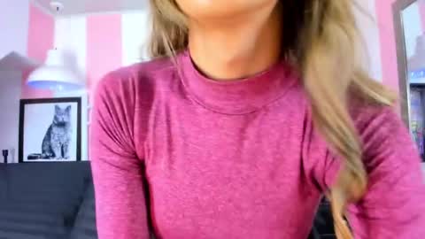 Snapshot of shantal_ferrer3 chatting on December 2024 08:44:02 AM shantal_ferrer3 online show from December 2024 08:44:02 AM