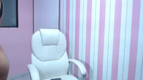 shantal online show from January 2025 08:29:01 PM