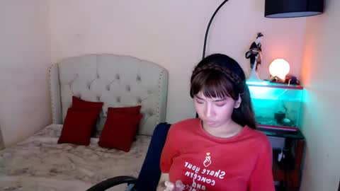 SHANTA FOX  s online show from March 2025 06:32:01 AM