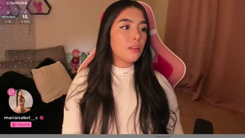 Snapshot of shantall_vidales chatting on January 2025 08:45:02 AM online show from January 2025 08:45:02 AM