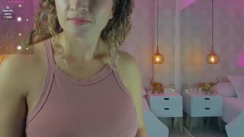 Shantal online show from March 2025 11:01:02 AM