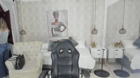 Shantal online show from February 2026 11:27:02 AM