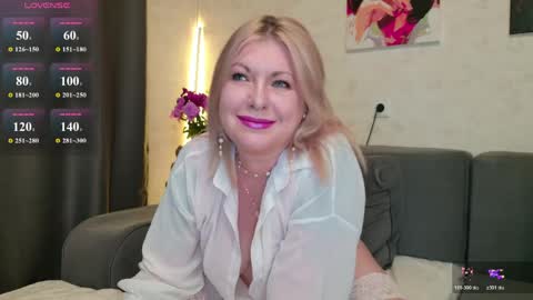 Natalya online show from May 2026 05:19:02 PM