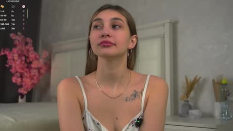 Snapshot of shararubert chatting on February 2026 01:15:02 PM Ellysa and Mila online show from February 2026 01:15:02 PM