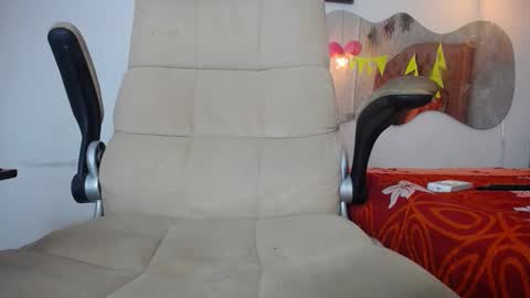 SHARICK online show from October 2025 12:14:02 PM