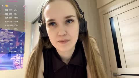 Snapshot of sharitaklemme chatting on April 2026 07:32:01 PM Coraline online show from April 2026 07:32:01 PM